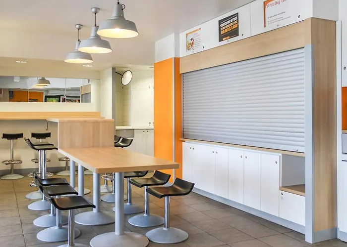 Hotel Unisotel Parc Des Exposition Ex F1 *