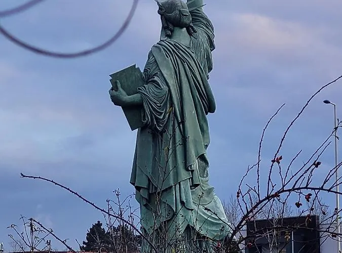 Unisotel Parc Des Exposition Ex F1