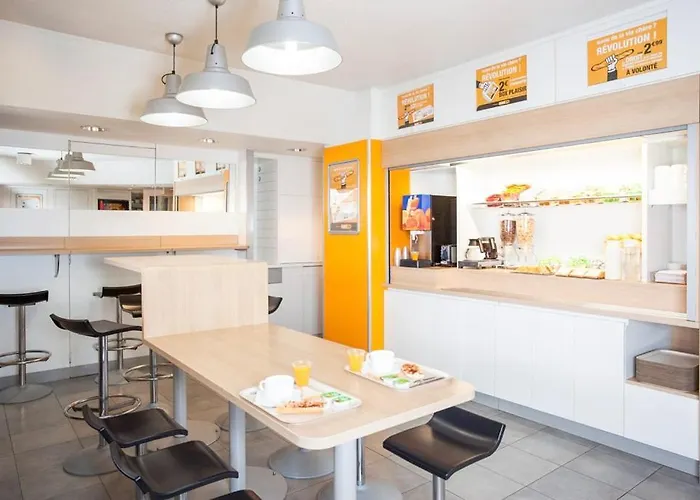 Unisotel Parc Des Exposition Ex F1 *