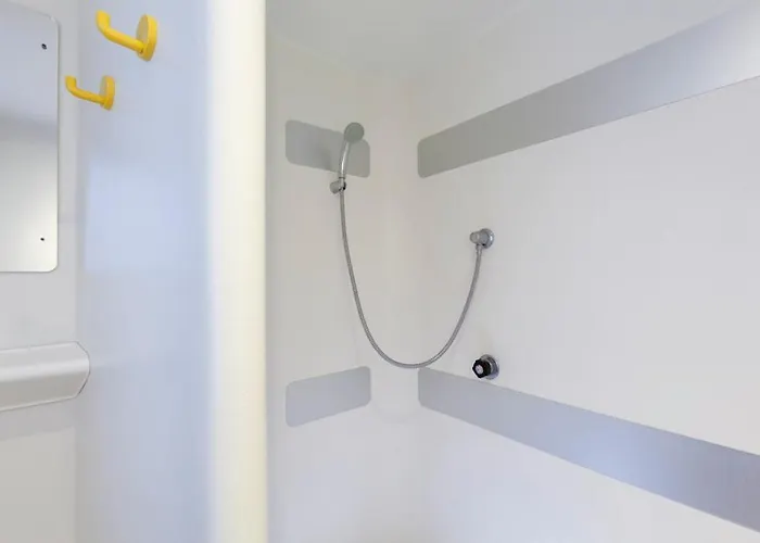 Unisotel Parc Des Exposition Ex F1 Готель *